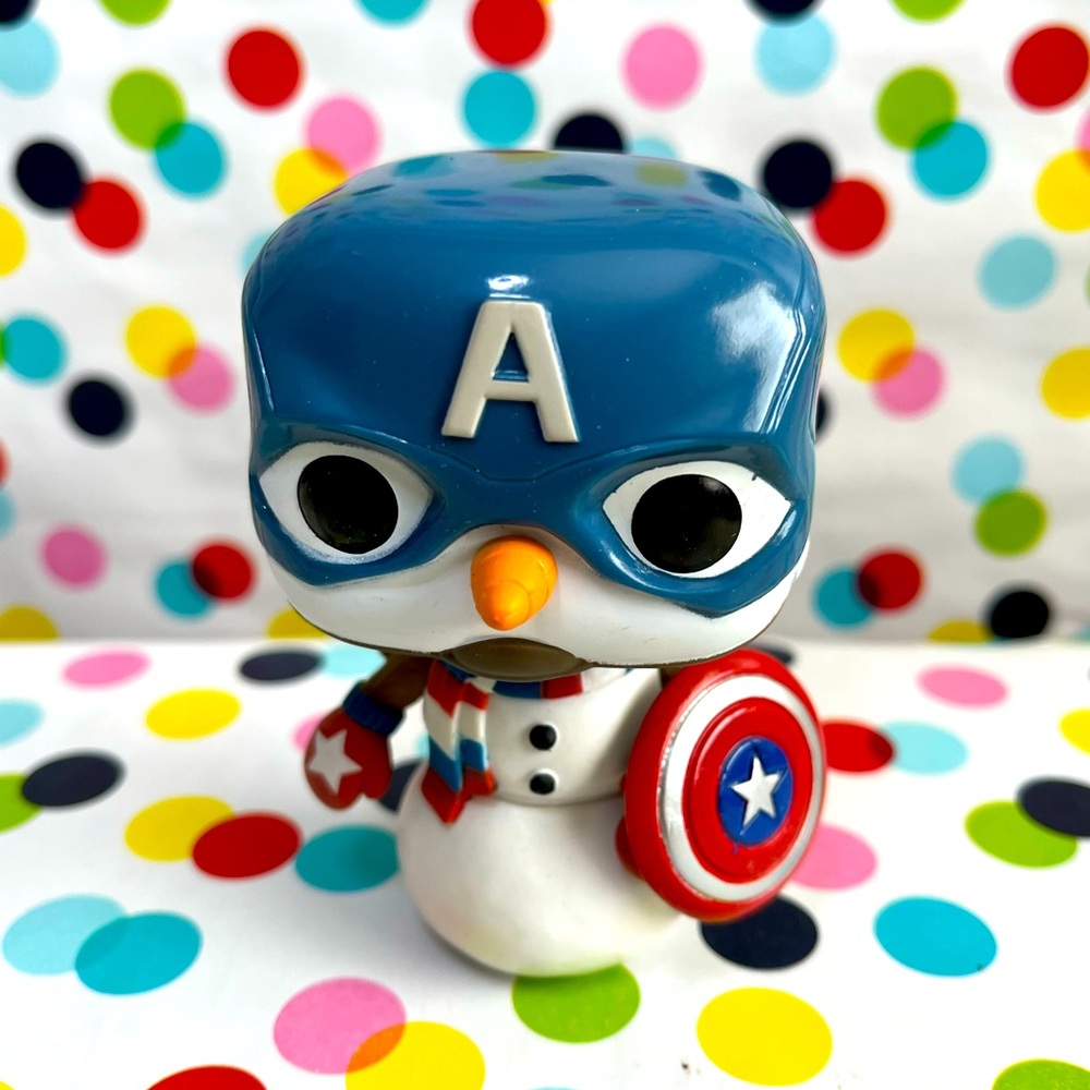 Funko POP! Marvel Holiday CAP SNOWMAN (Captain America) #532 Vinyl Figure